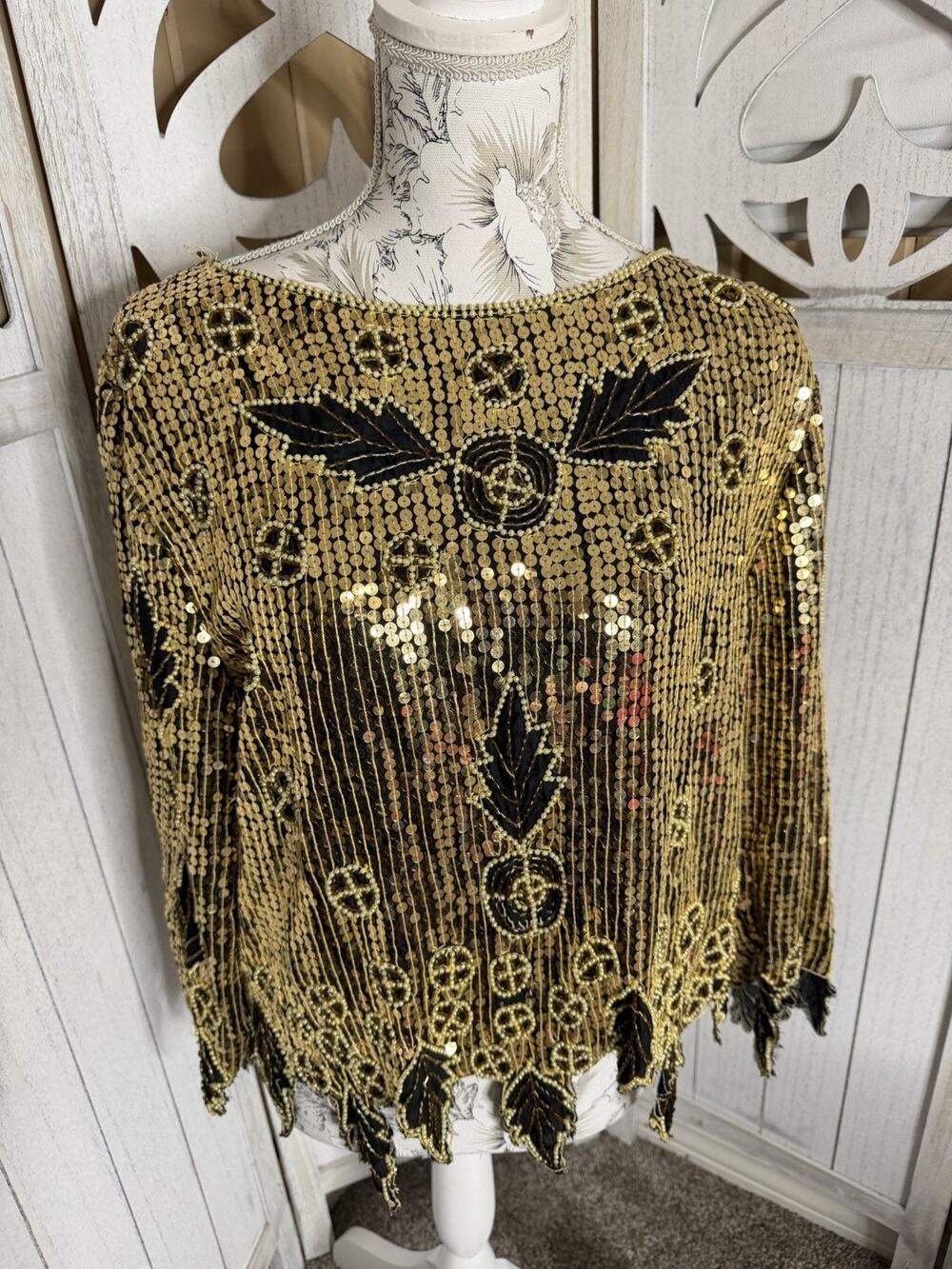 G-Unit Vintage Y2K Flapper Style Beaded Sequin Gold Black Top Silk Size Large